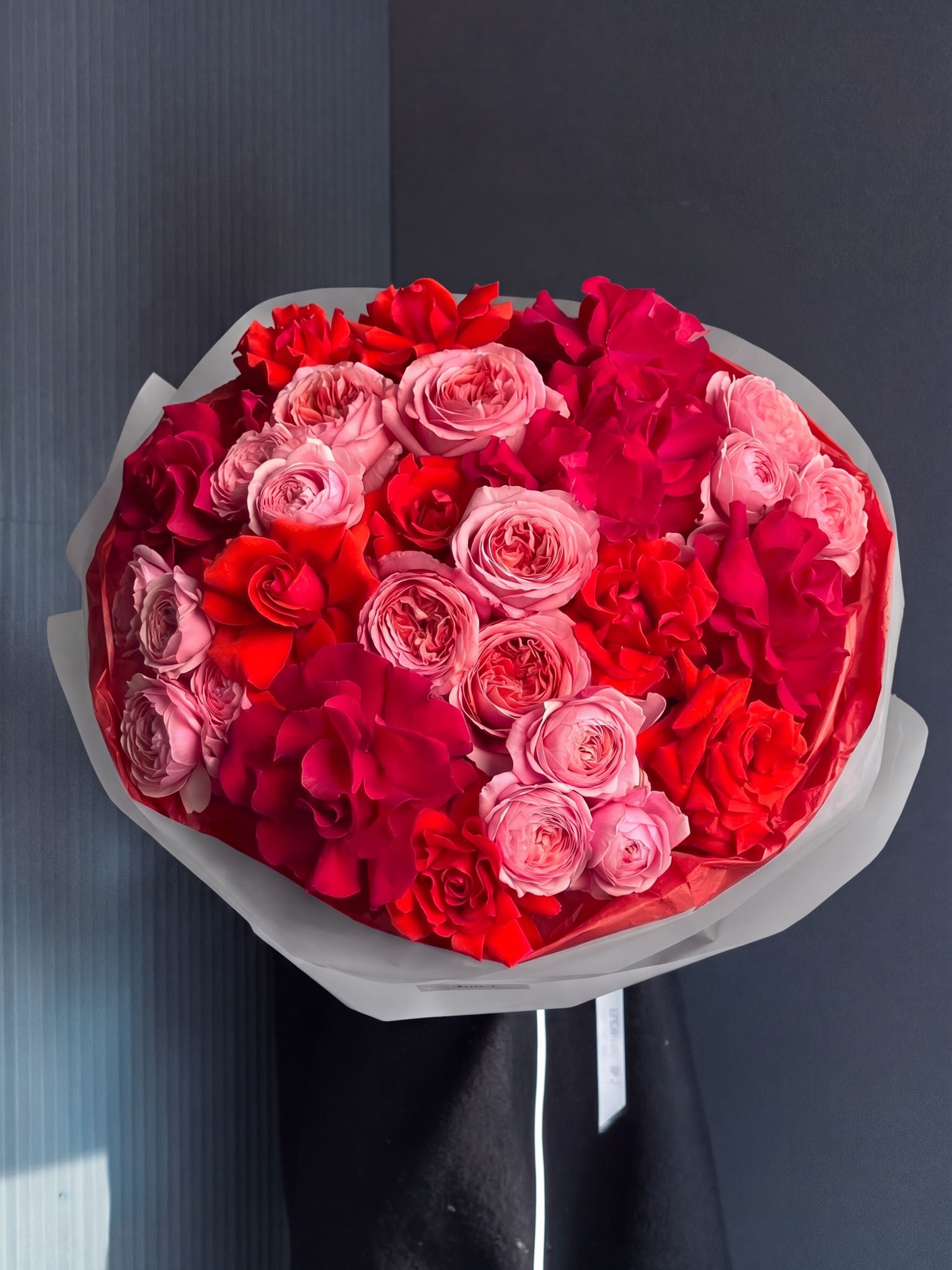 Букет "Ред Пешн" Grey
