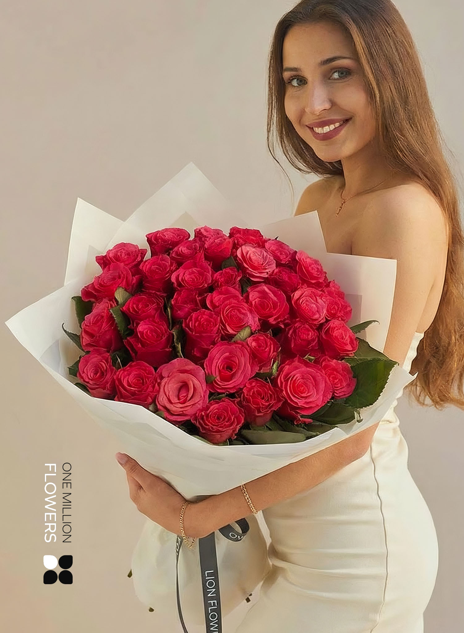 Букет из 51 розы "Такаци" White - Розы 70см.