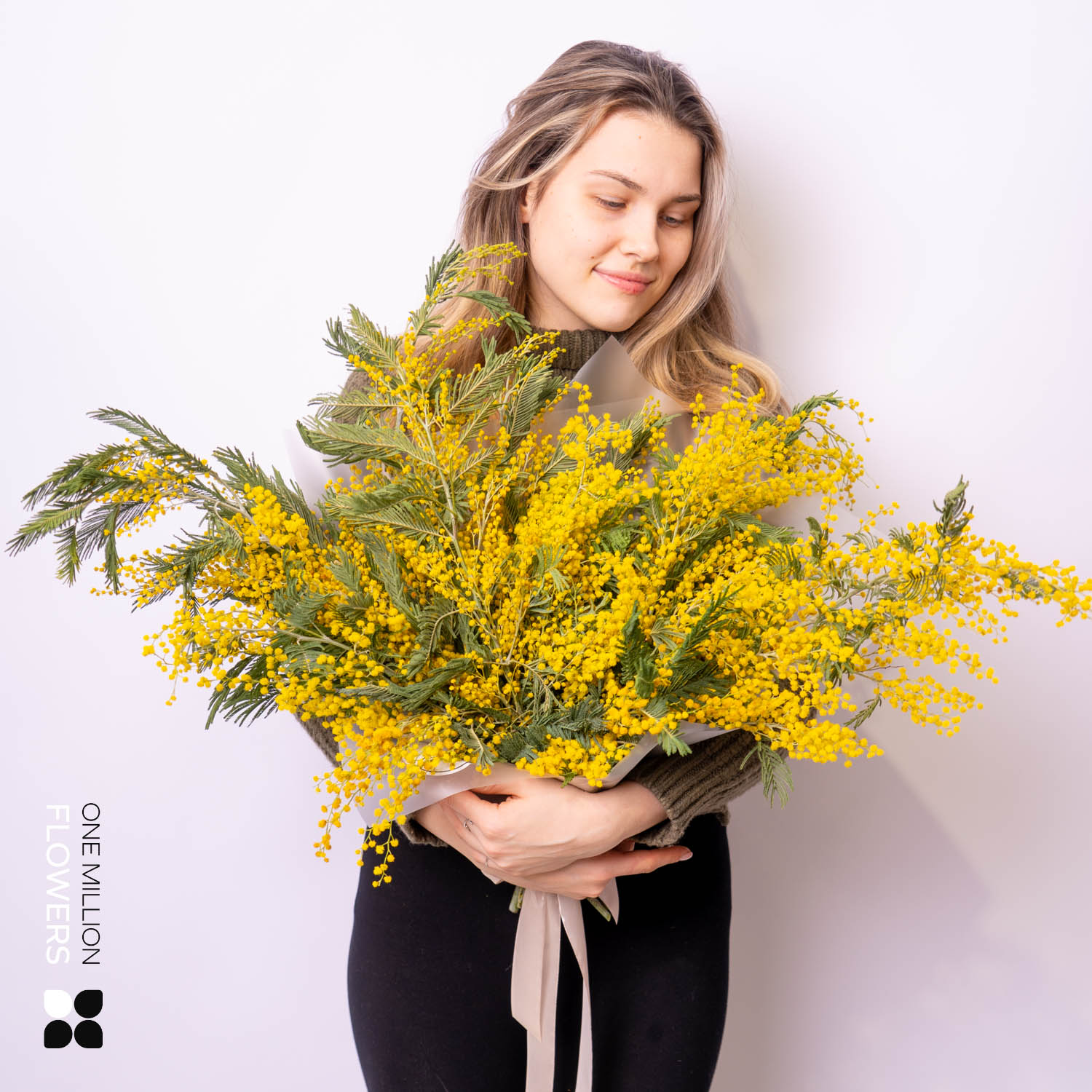 Букет "Мимоза Барнеби" Grand