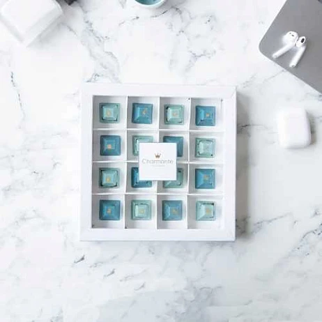 картинка Конфеты ручной работы Charmante "Тиффани Блю" Large от магазина Одежда+