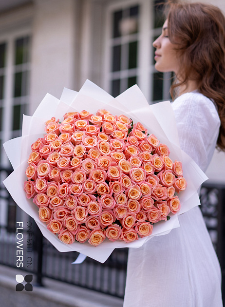 Букет из 101 розы "Мисс Пигги" 40см.
