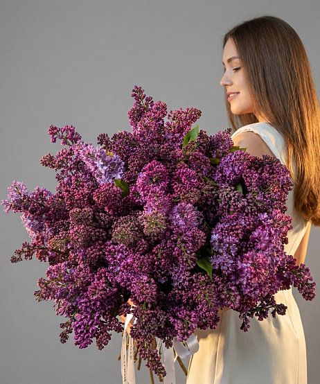 Букет из 55 веток сирени "Перпл"