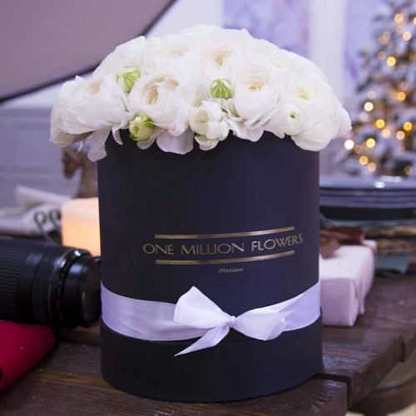 Коробка "Ранункулюсы Свит" Black - Mini