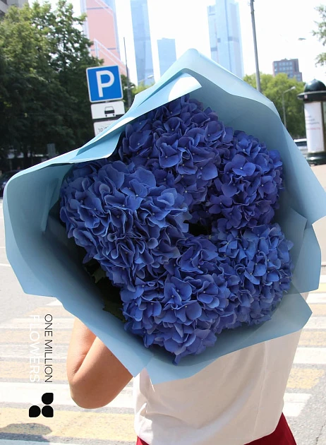 Букет из 5 гортензий "Верона" Blue