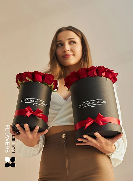 картинка Коробка «Рэд Наоми» Black