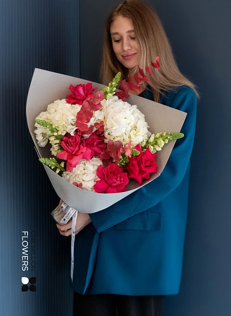 Букет "Салун Пинк" Grey