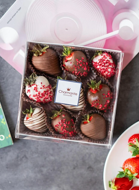 Клубника в шоколаде "Крим Браун" Standart